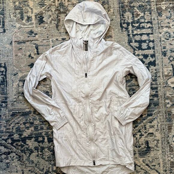 NWT Adidas "Dress Jacket" in silver - Picture 3 of 7